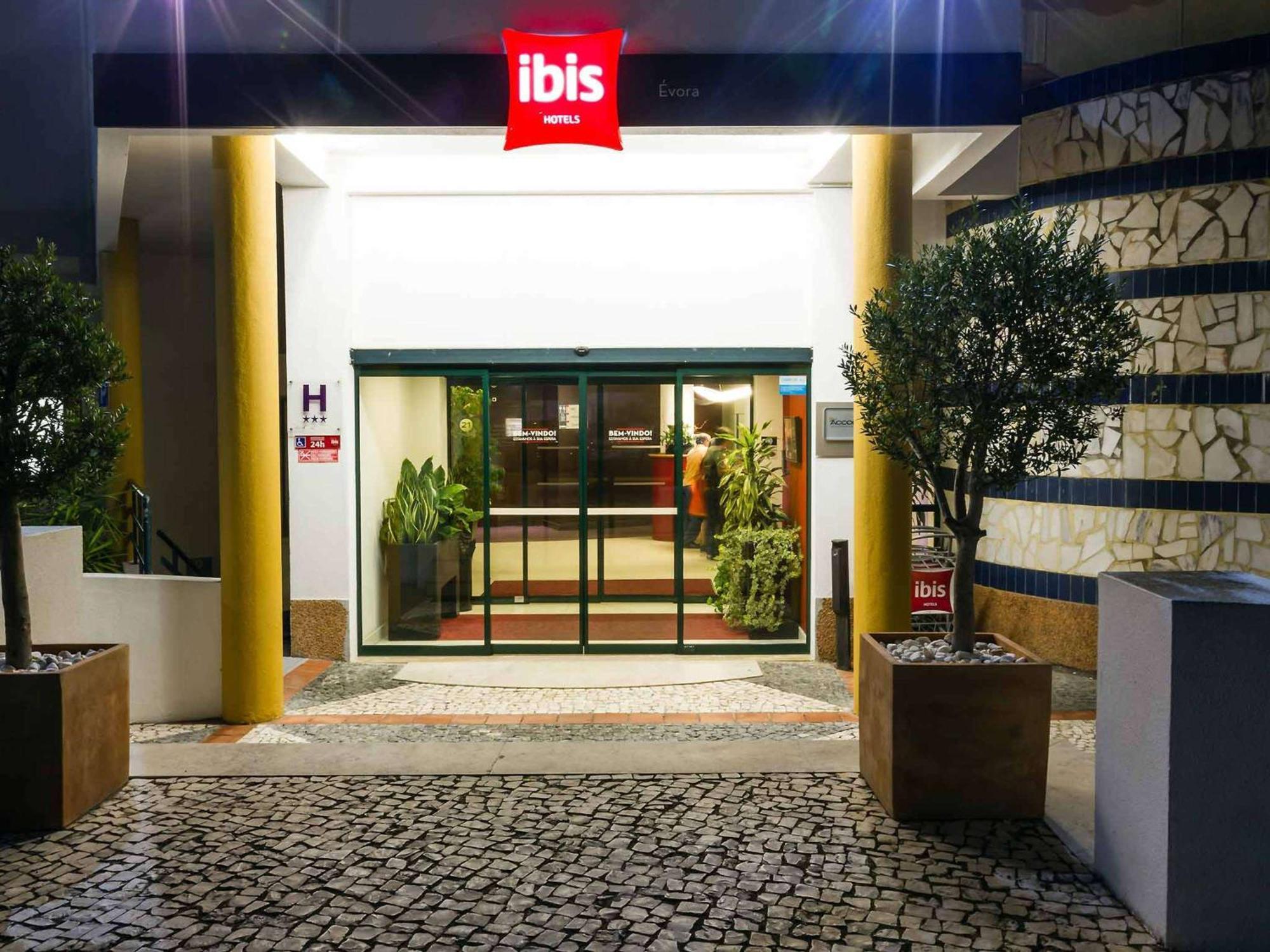 Hotel Ibis Evora Exterior photo